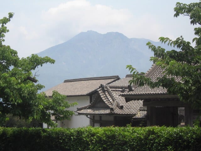 Lord Nariakira’s summer villa with Sakura