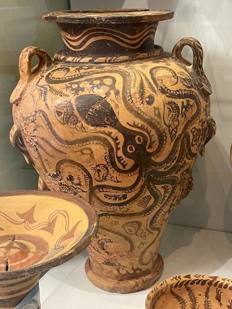 Minoan octopus vase, around 1500 BC